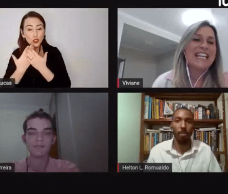 Participantes da live Ensinar e Aprender em tempos de pandemia, na imagem: Rosane Lucas, intérprete de libras, Viviane Corrêa, Diretora Geral da E.E.B. Toneza Cascaes (Orleans – SC), Matheus Ferreira, aluno do ensino médio do Sistema Pedagógico Semear (Brumadinho - MG) e Helton Romualdo, professor da mesma instituição.